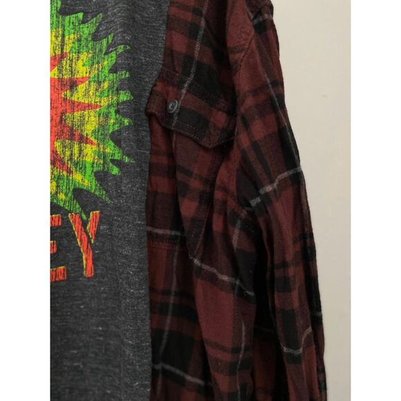 BOB MARLEY Reworked Flannel. Upcycled Flannel Shirt. Flannel Sweatshirt. - Picture 3 of 3